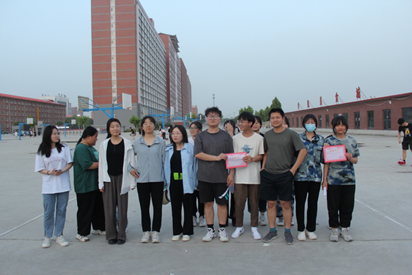 保定理工学院||管理学院||“趣”享运动，“味”你加油—我院举办趣味运动会