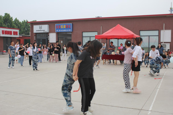 保定理工学院‖管理学院‖我院举办“运动青春，快乐无限”趣味运动会