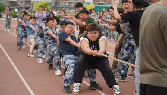 青春校园|凝聚每份力，团结一条心——保定理工学院第十八届拔河比赛圆满结束