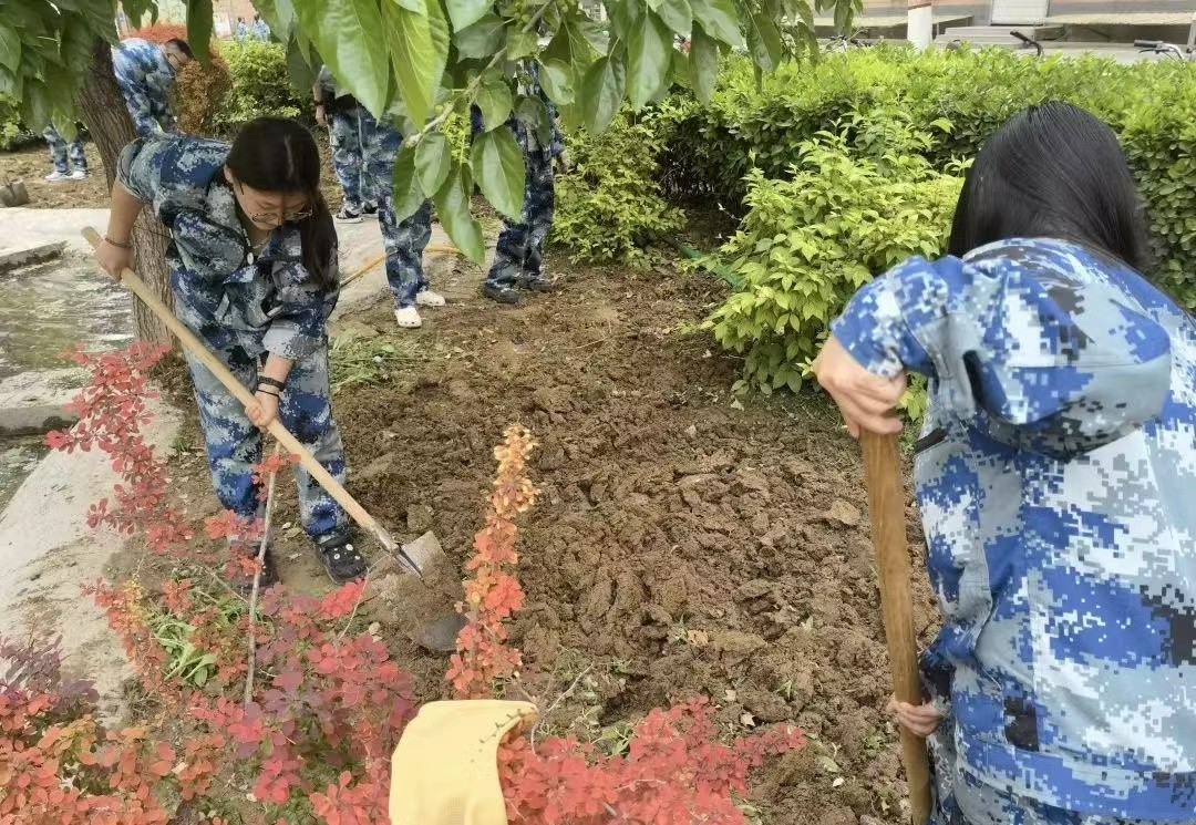 保理会计学院五月劳动月，身体力先行