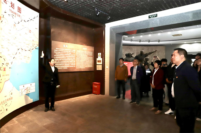 保定理工学院与阜平城南庄晋察冀边区革命纪念馆签署合作协议