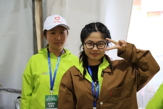 热血青春助跑未来”——保定理工学院艺术学院志愿者为长城汽车智慧工厂半马蓄势添彩