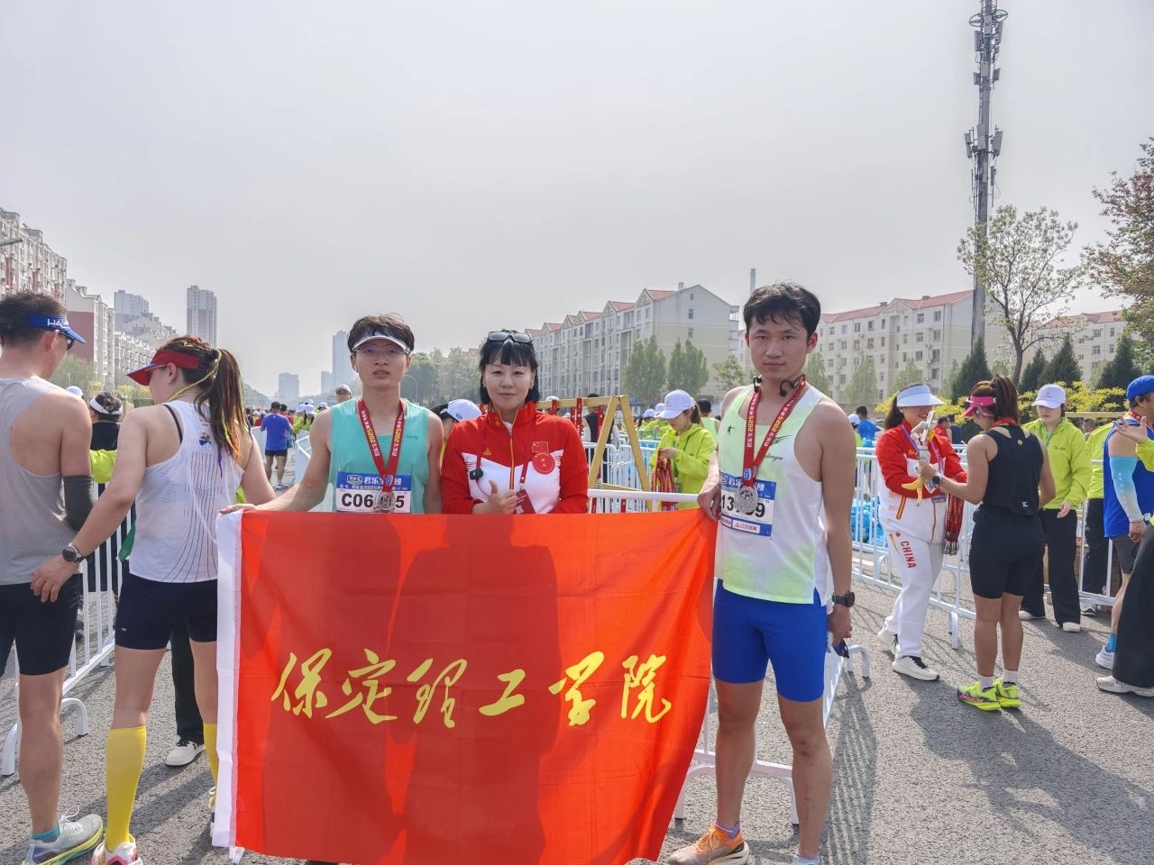 喜报|我校学子在君乐宝2025马拉松比赛中斩获佳绩