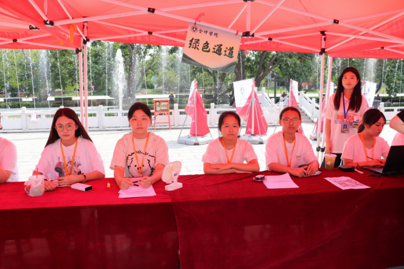 保定理工学院会计学院2025级 迎新报道纪实