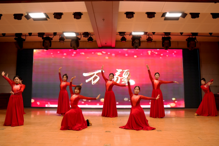 “共筑非遗梦，携手创未来”——保定理工学院2025年非物质文化遗产传承与发展共同体成立大会圆满召开