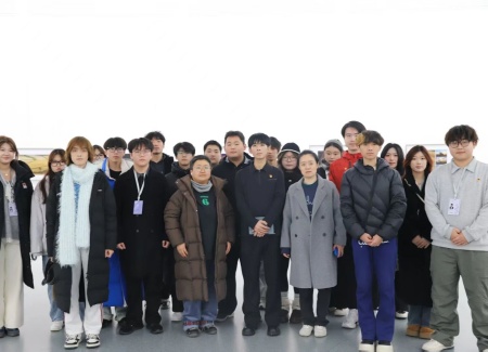 “艺”起携手，共绘新篇：保定理工学院艺术学院与保定市美术馆合作洽谈顺利推进