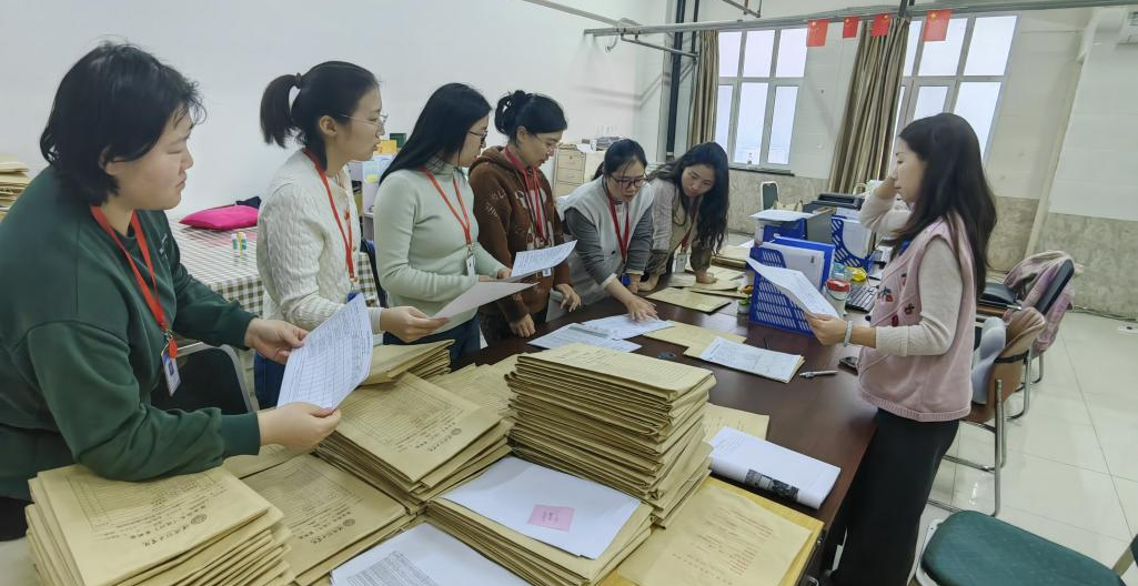 严把期末试卷出题关 筑牢教学生命线