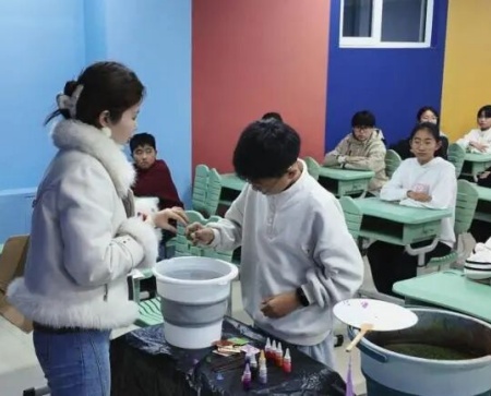 保定理工学院美育教育中心本周活动集锦：非遗传承与校园美育共焕彩