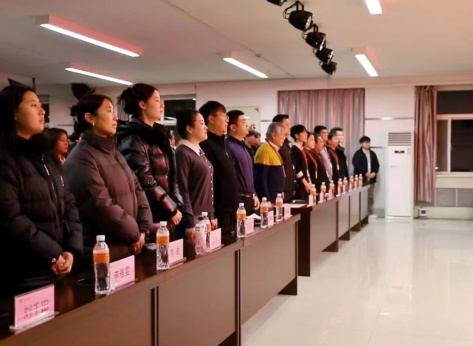 “表彰先进树榜样，青春奋进谱新篇”——保定理工学院艺术学院2025年学生表彰大会圆满举行