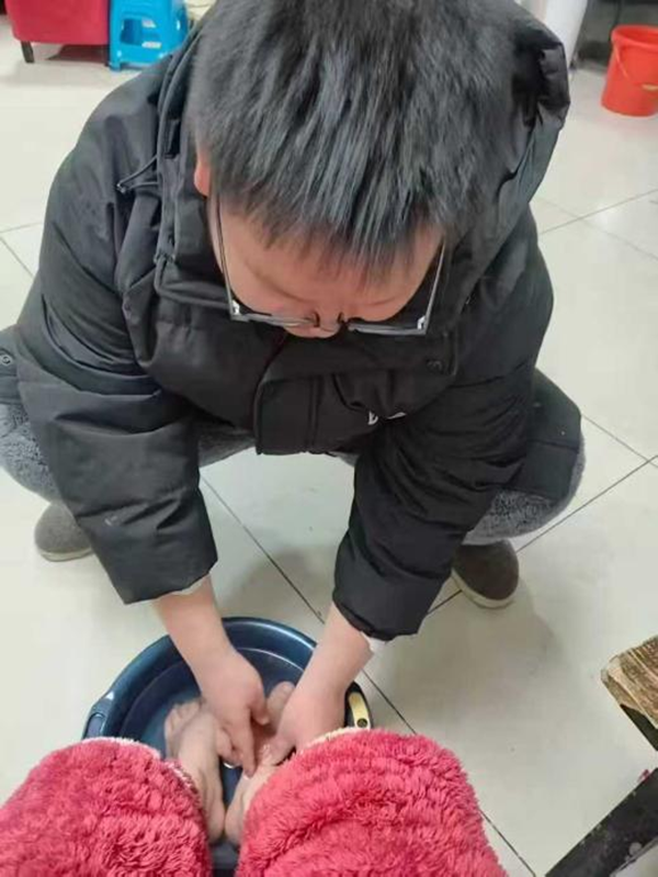 养成教育|保定理工学院|管理学院|以孝亲实践深化养成教育（四）