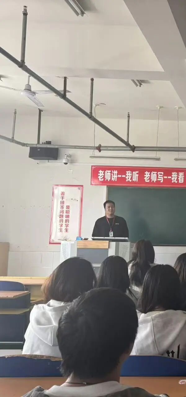 安全教育|保定理工学院管理学院开展2026年全民国家安全教育日系列活动