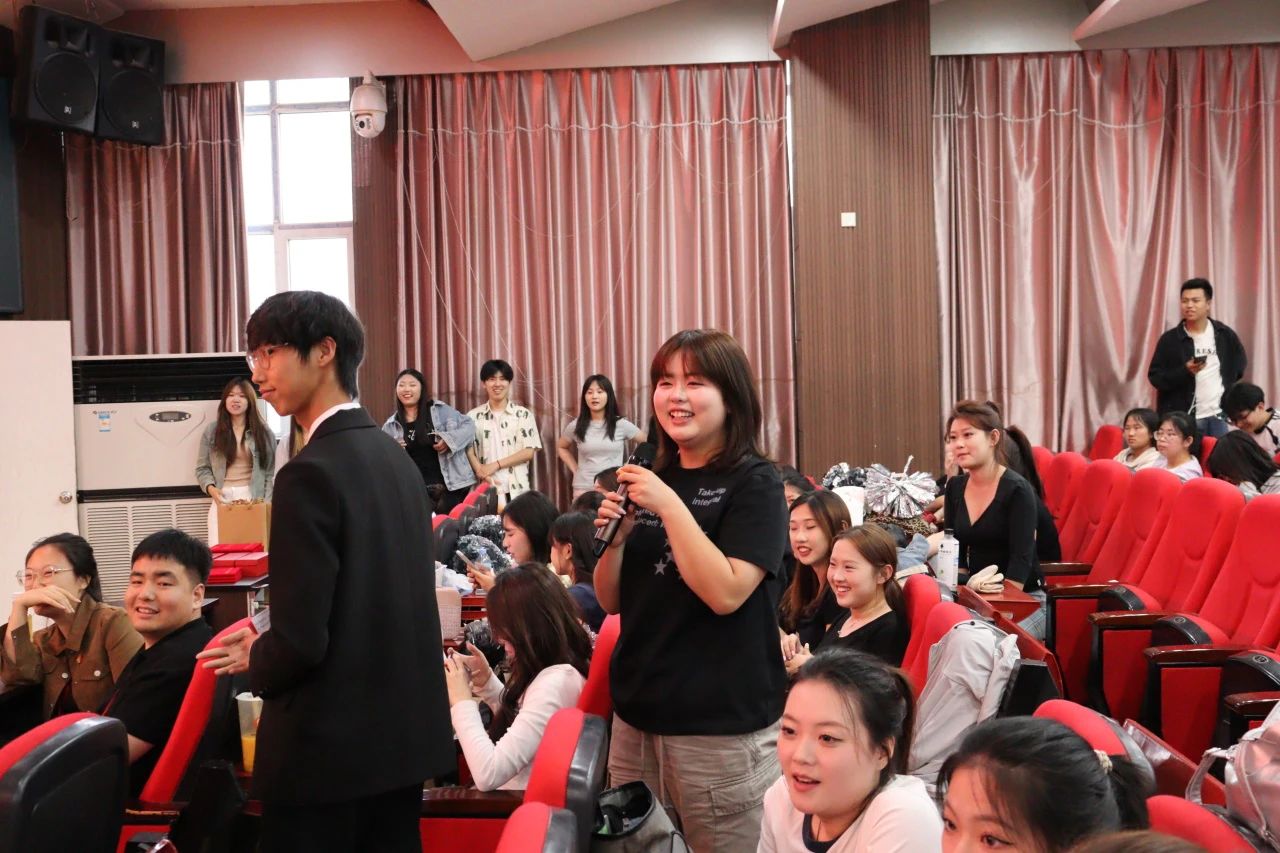 保定理工学院||教育学院||“花始盛开，舞育跃迁”第二届啦啦操大赛决赛圆满结束！
