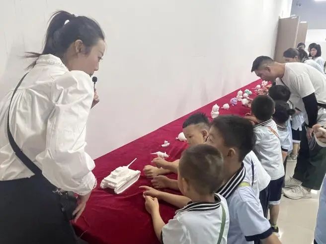 保定理工学院||教育学院||童心探学府，萌趣启新程——史庄实验幼儿园走进保定理工学院参观研学