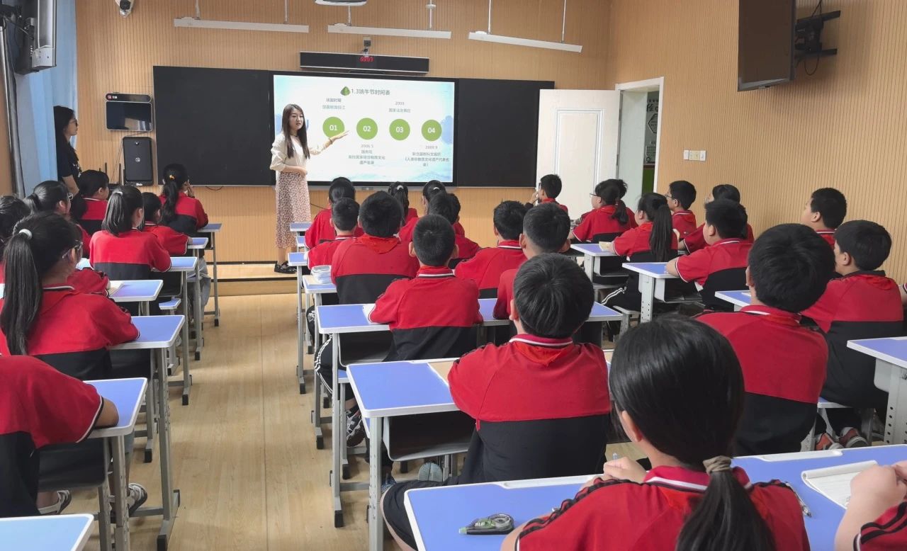 保定理工学院‖教育学院‖香囊传古韵，童心迎端午——保定理工学院教育学院党员志愿服务队走进冉庄小学开展端午自制香囊活动