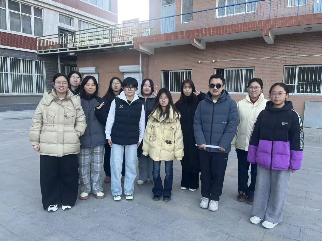 【教育学院·学院快讯】一沙一世界，一卡一乾坤——教育学院心理工作坊成功举办为期末减压赋能