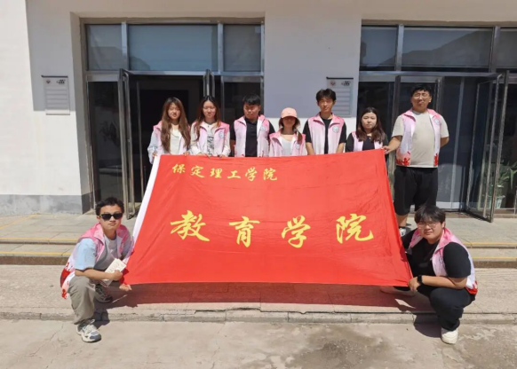 【教育学院·学院快讯】同讲普通话，携手进万家——教育学院推广普通话进龙泉社区